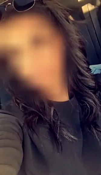 Emanuela, 20 anni