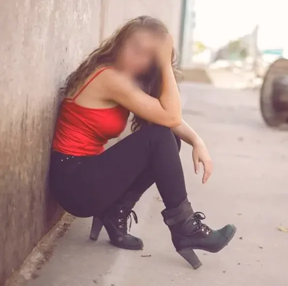 Nicoleta, 37 anni